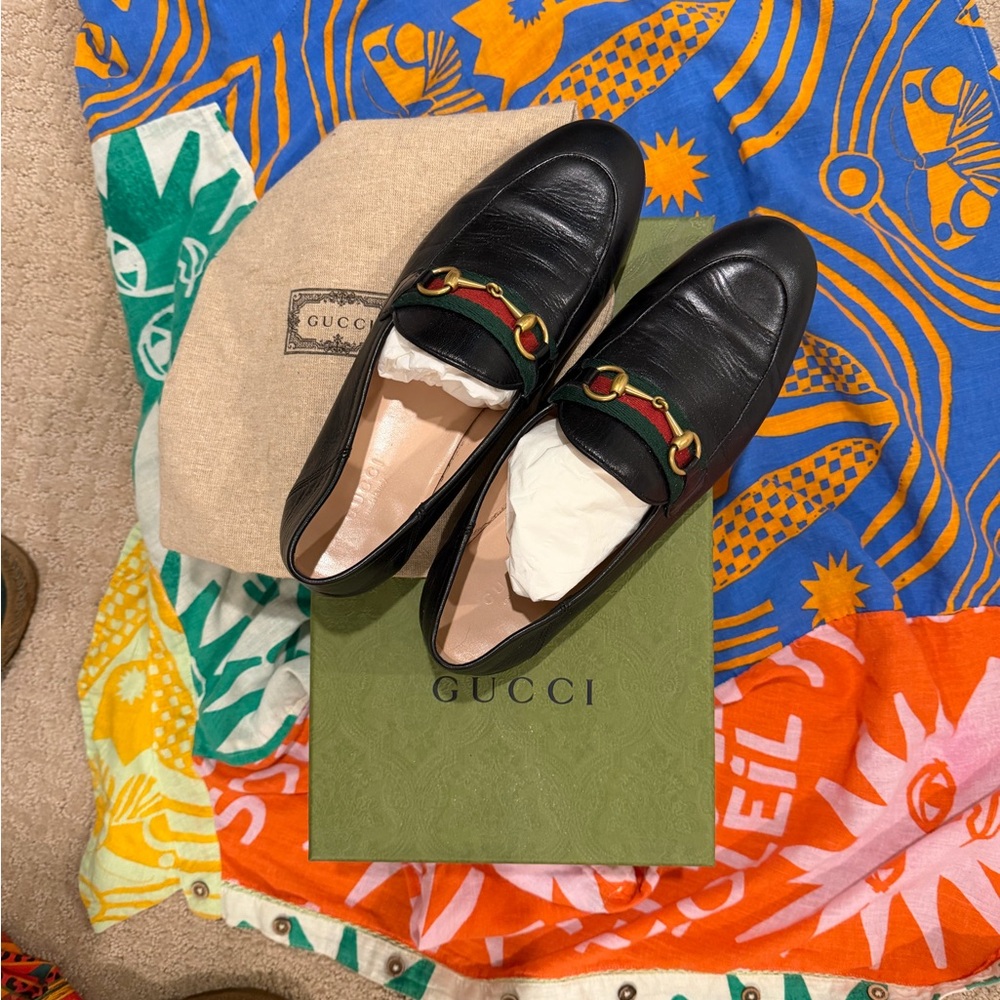 Gucci Black Leather Loafers with Red & Green Web and Gold Horsebit
